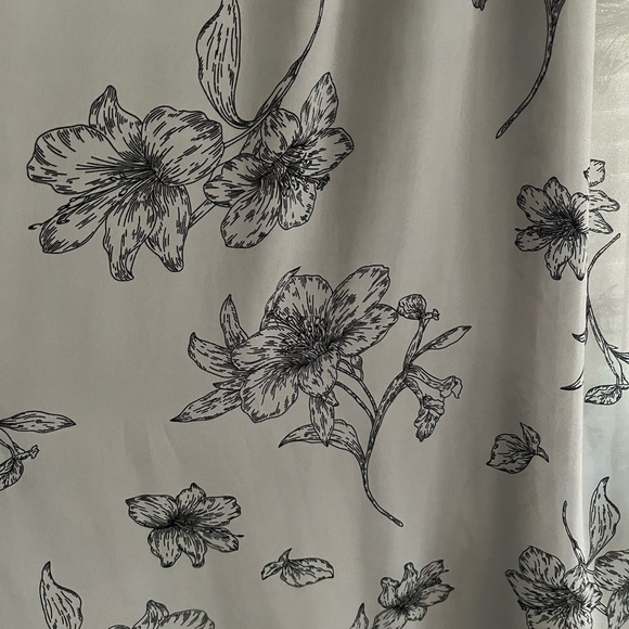 Forever 21 Floral Sun Dress Size Medium - Picture 4 of 4